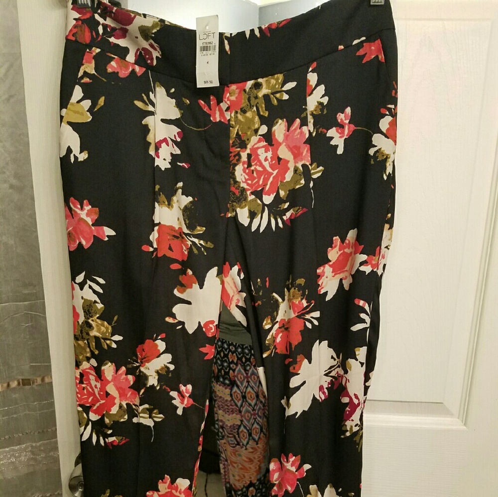 Loft tapered leg floral ankle pant