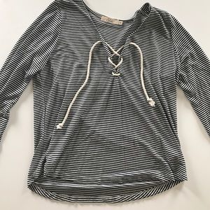 Striped quarter length sleeved shirt