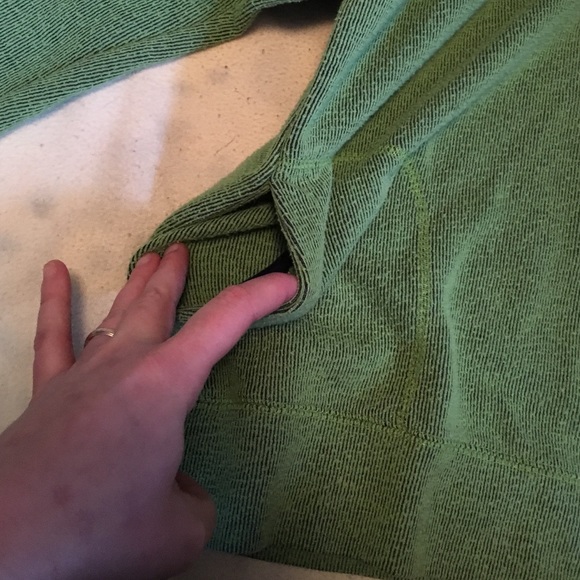 NOT the typical sweater! - Picture 4 of 4