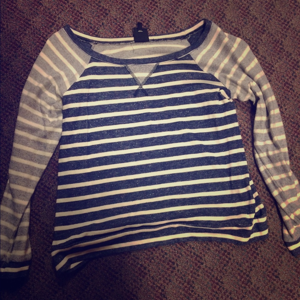 Blue stripped sweater