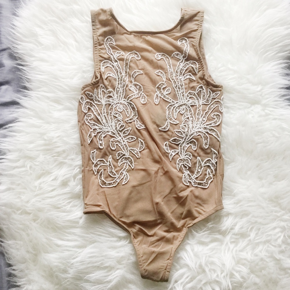 ▪️CLEARANCE *LAST1* Nude Embellished Bodysuit - Picture 2 of 4