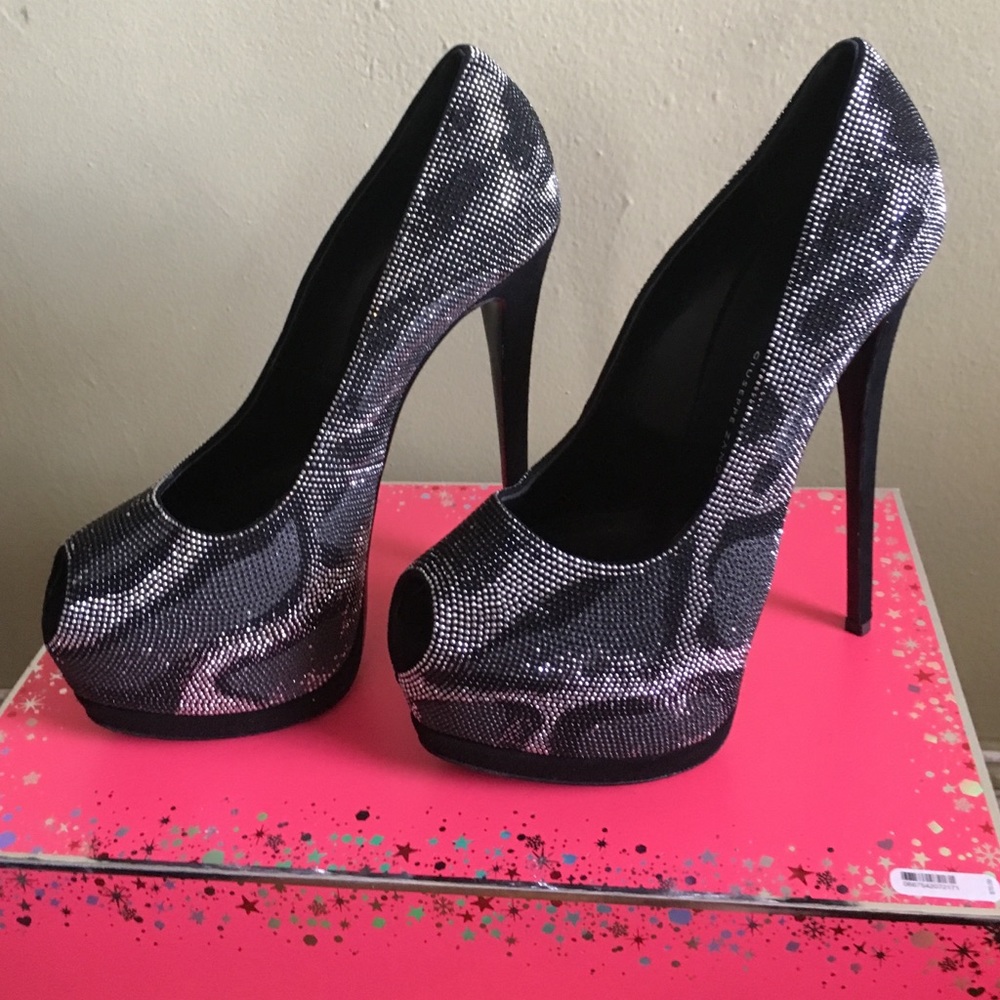 Giuseppe zanotti design
