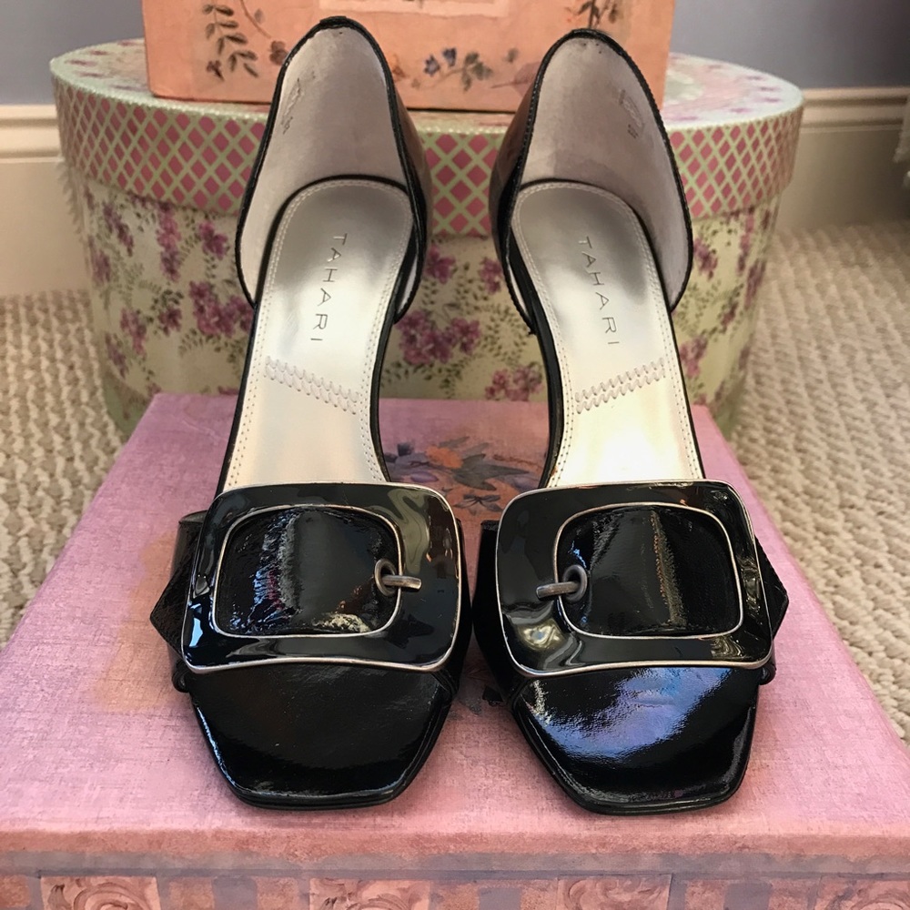 Tahari Risa Pumps - Picture 3 of 8