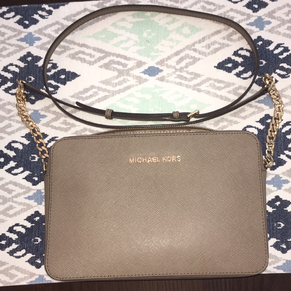 Michael kors Jet Set crossbody