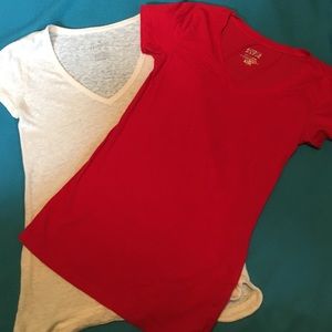 2 very soft and light T-shirts-JUNIOR