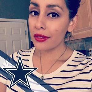 Meet your Posher, Daniela