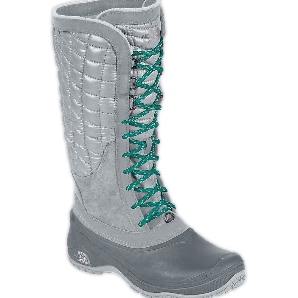 ISO- women's thermoball snow boots! Size 7!