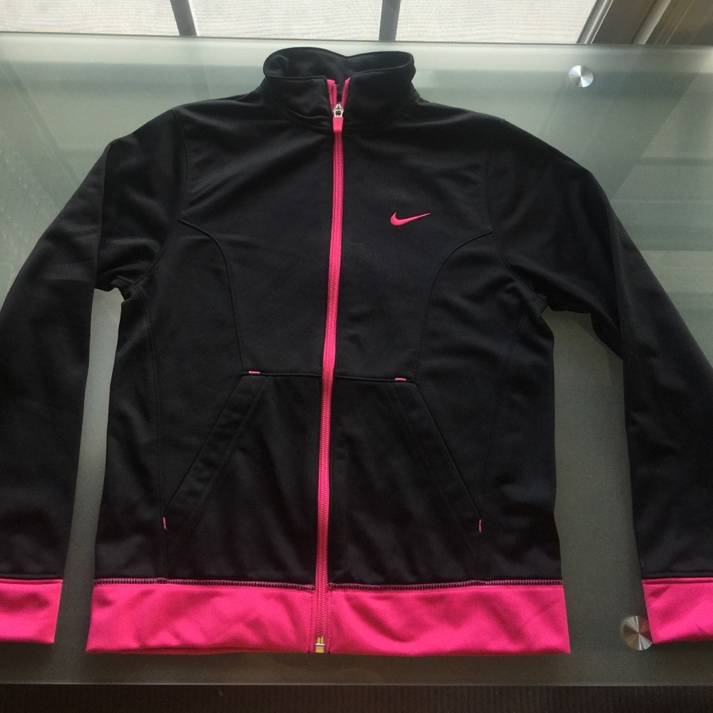 Super cute NIKE jacket