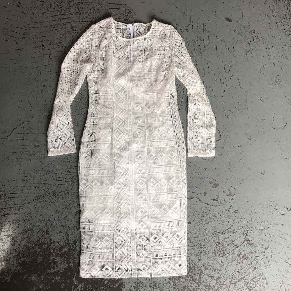 ❌SOLD!❌ Woven patterned overlay midi dress