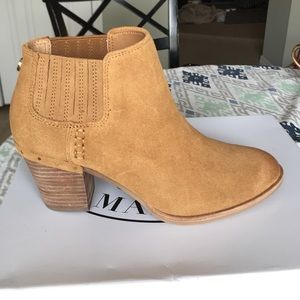 Tan suede booties!