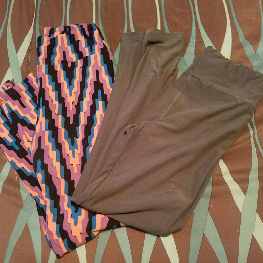2 pair of gently used lularoe leggings