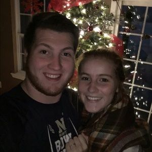 Meet your Posher, Levi