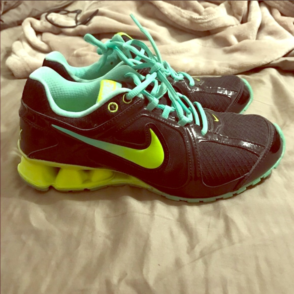 Like new Nike Shox 7.5