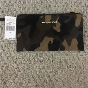 Michael Kors Wristlet