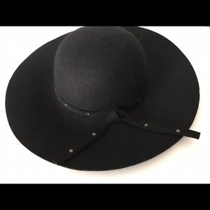 Black Stud Trim Floppy Hat