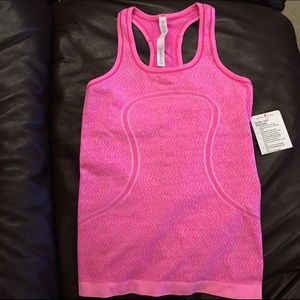 Lululemon swifty tech racerback size 4 NWT