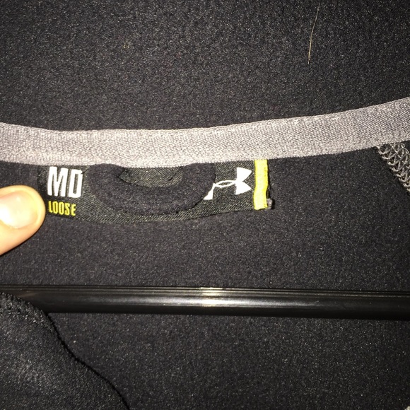Medium Under Amour Fleece Pullover - Picture 3 of 3