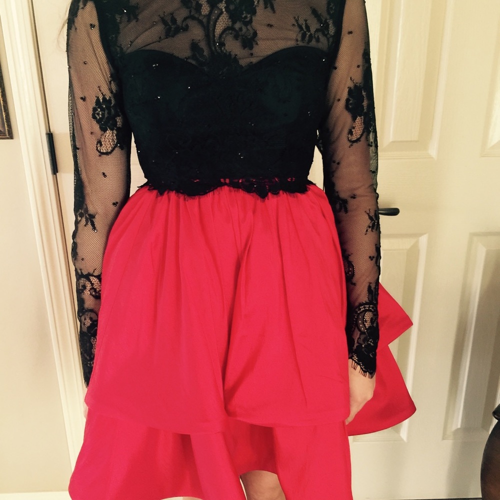 Brand new never worn Sherri Hill prom dress!