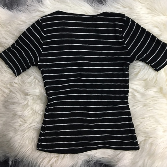 UO stripped T-Shirt with knotted keyhole - Picture 3 of 4