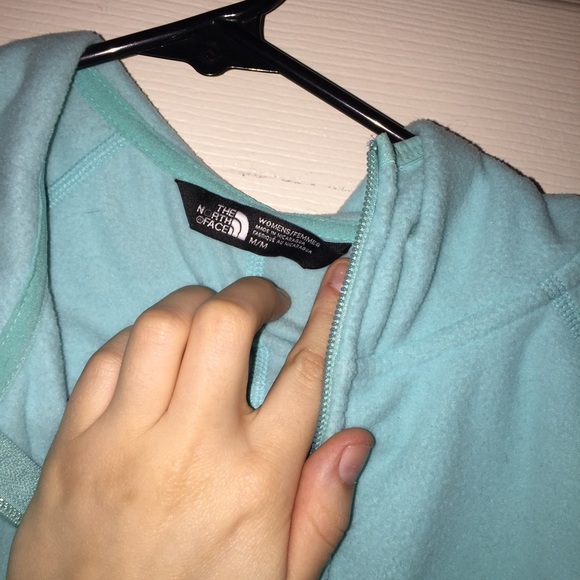 Medium North Face Light Fleece - Picture 3 of 3