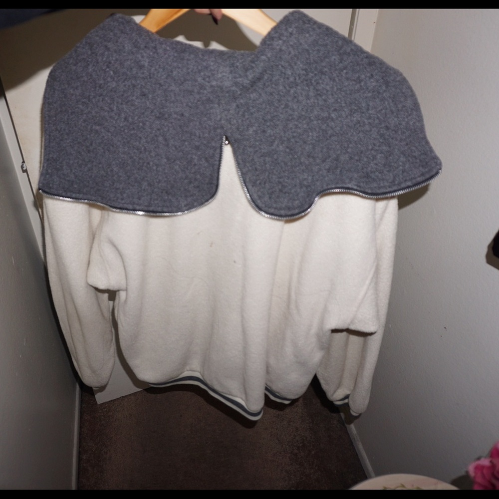 Oversized sweater - Picture 2 of 2