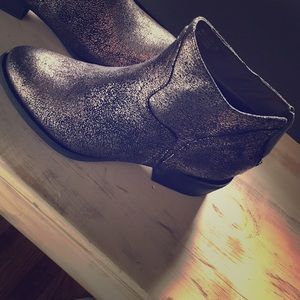 Not Rated brand size 7 women's booties