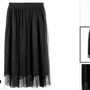 H&M black tulle knee length skirt