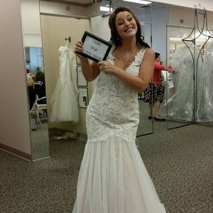 Meet your Posher, Emily