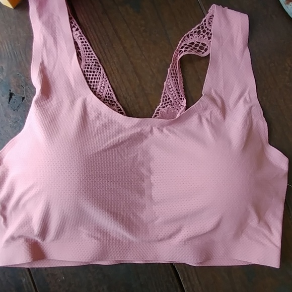 New crochet bralette under 25 - Picture 2 of 2