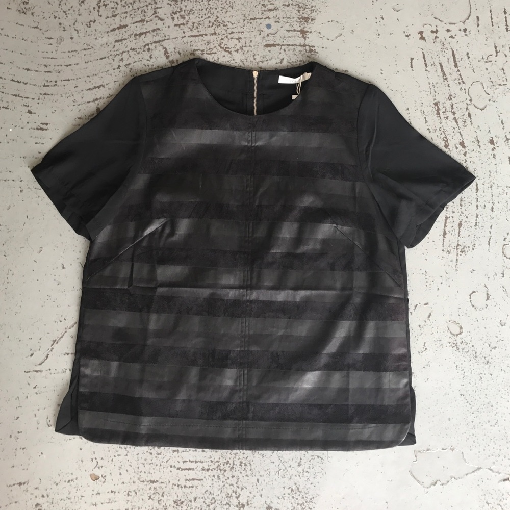 ❌SOLD❌ Black suede stripe tee