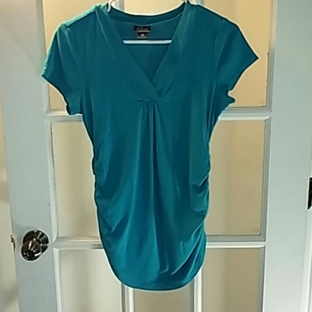 Maternity shirt