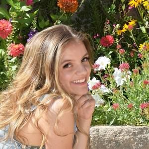 Meet your Posher, Jacquelyn