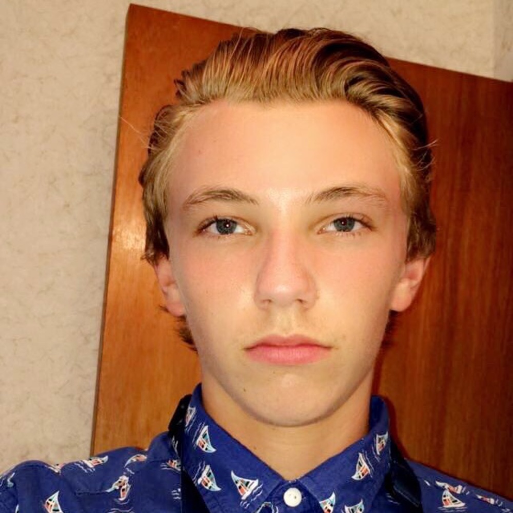Meet your Posher, Alec