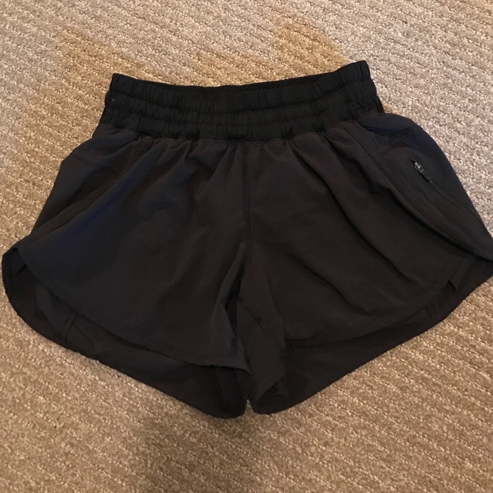 Lululemon black running shorts size 6