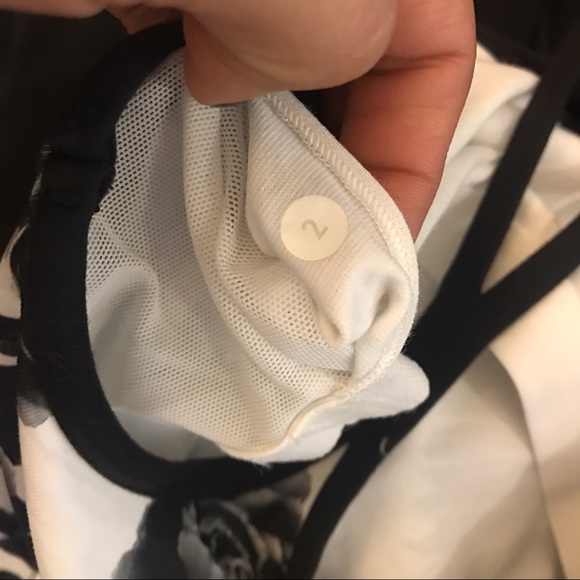 Lululemon Power Y Tank in Brisk Bloom - Picture 5 of 5