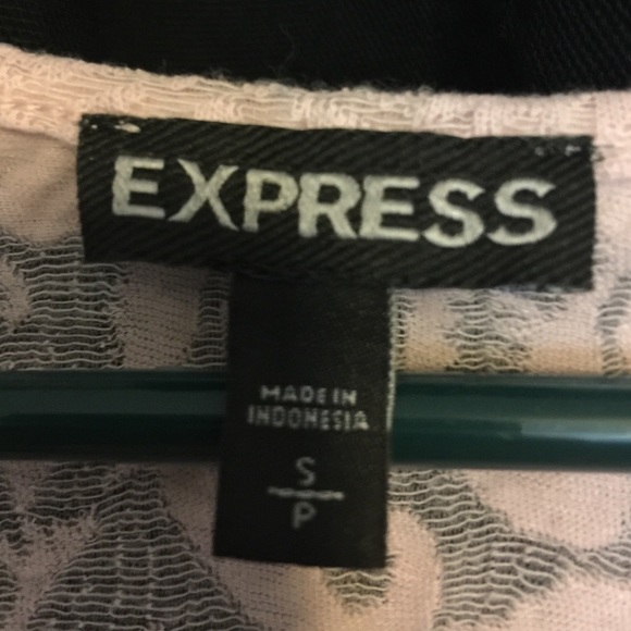 Express Top - Picture 2 of 3