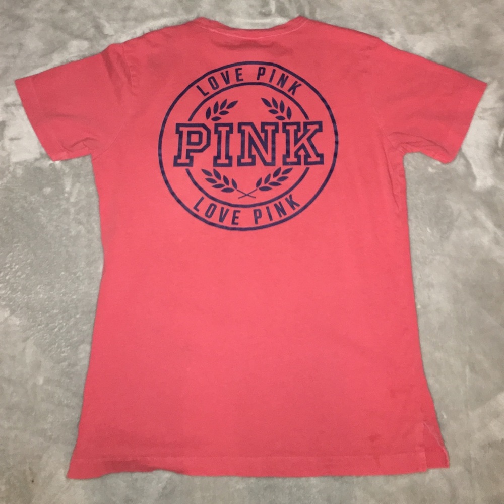 VS Pink campus tee