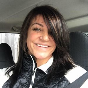 Meet your Posher, Dee