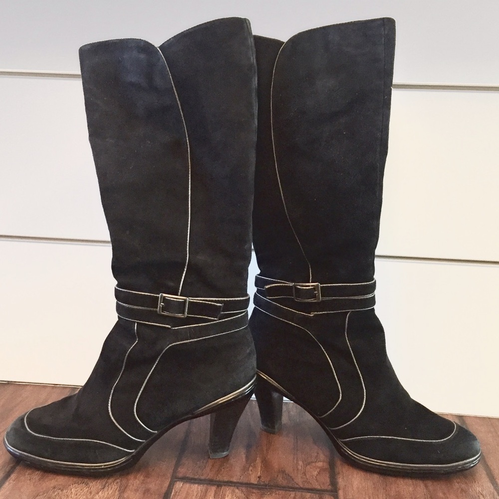 SOFFT Brand Suede Heeled Boots