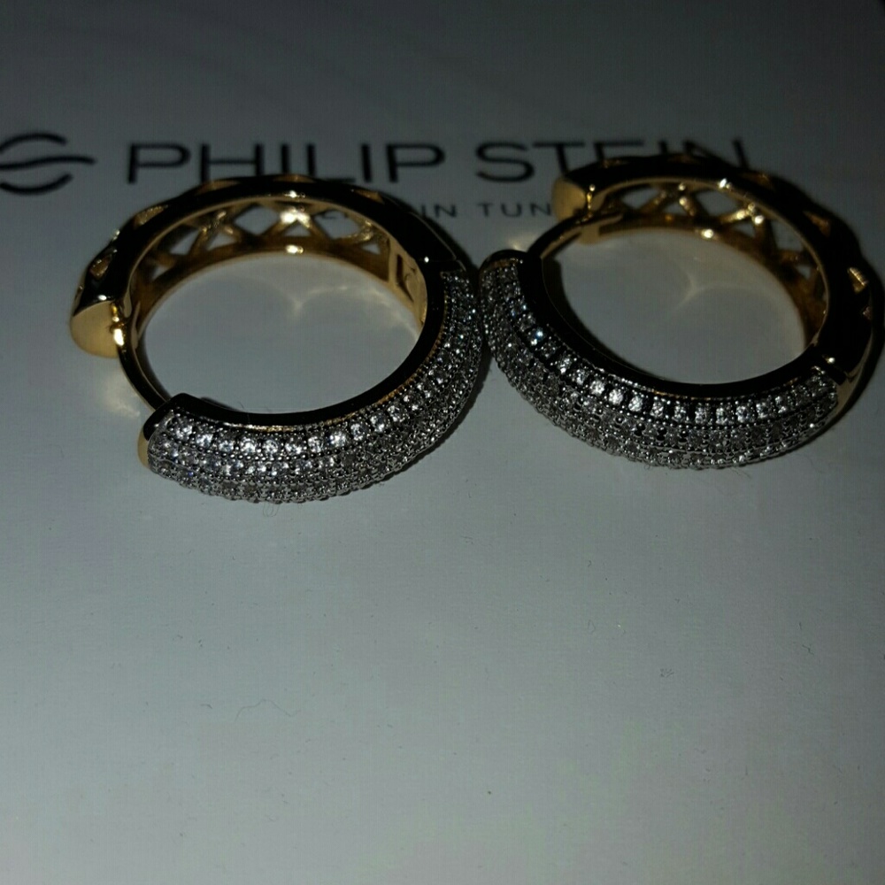 swarovski stones hoop earring