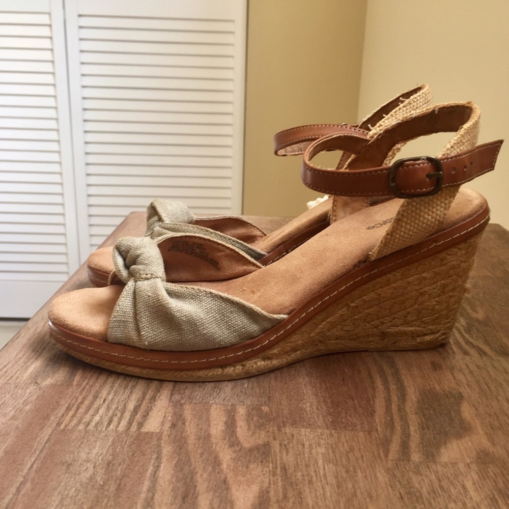 GH Bass Wedge Sandals. ☀️