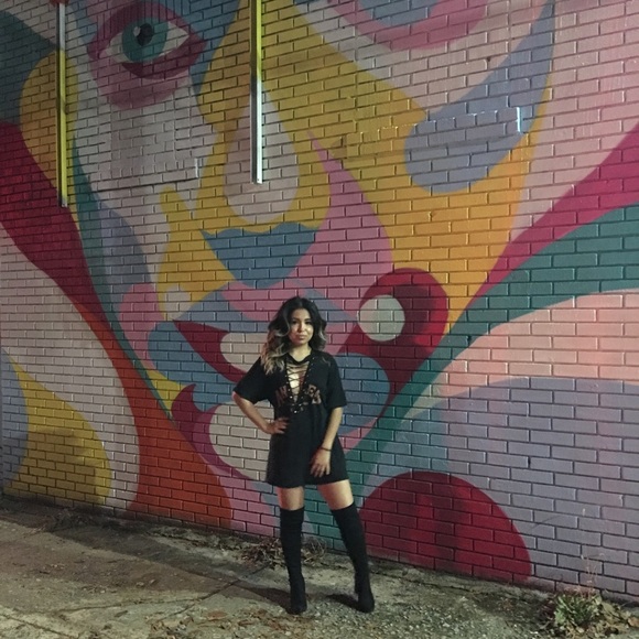 🚫Sold🚫Custom Made Lace Up Tee - Picture 3 of 4