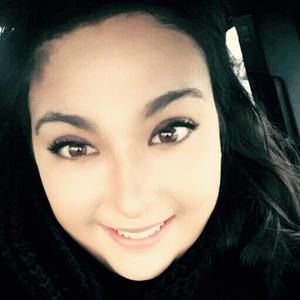 Meet your Posher, Em