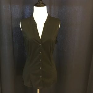 H&M Black Sleeveless button up