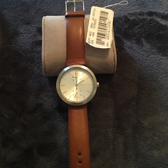 New.Genuine Leather.Micheal Kors Watch - Picture 2 of 5