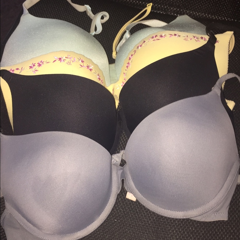34 C Victoria's Secret bra bundle