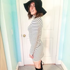 H&M Dresses - H&M Striped bodycon turtleneck dress H&M Dresses - H&M Striped bodycon turtleneck dress