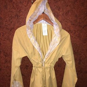 Raincoat windbreaker jacket