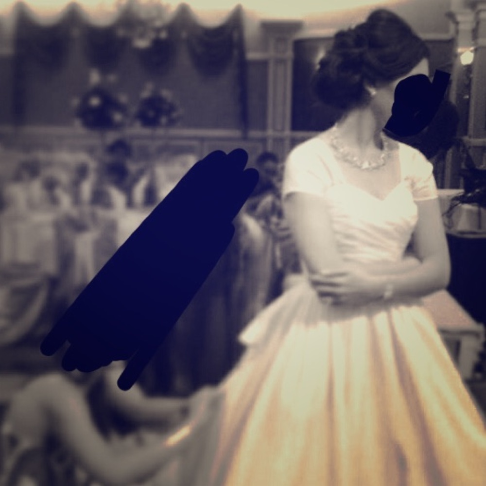 Wedding gown