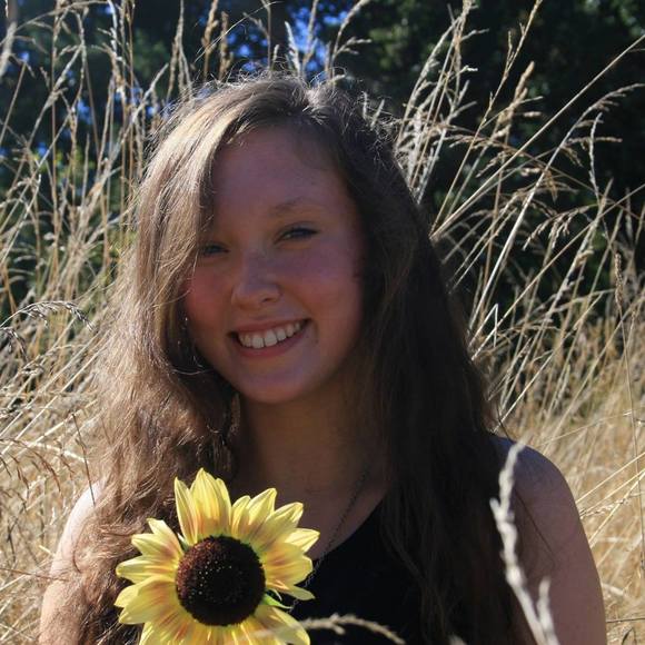 Meet your Posher, Olivia - Picture 1 of 1